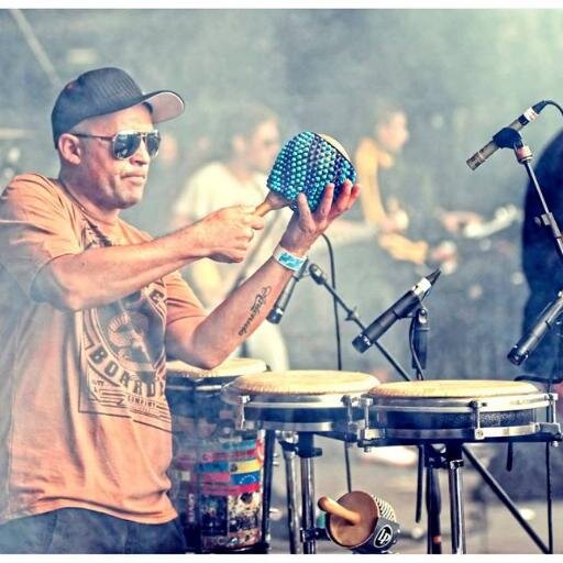 Pelapercuzion's profile picture. “Acción y efecto de percutir”  “Los genes son los genes” Percusionista en @suburbandreggae
