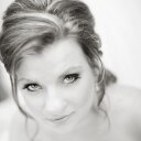 Andrea Thomson - @AVThomson - Twitter