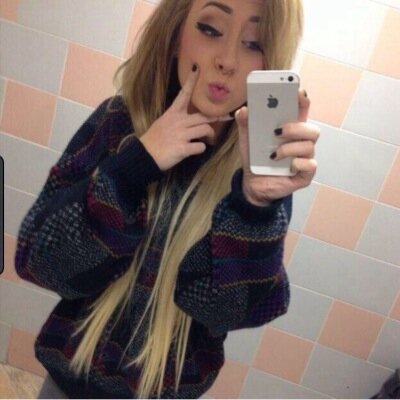 You have lips, I have lips. Intresting. RP||FL.  Elizabeth •91214• Tyler•41415•