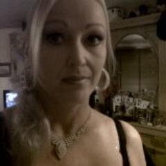 DottyS69's profile picture. DnB is word! lt's...just me and my cat Alfie. LFC :)