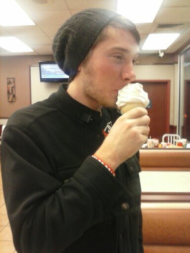 ShadowTheSun37's profile picture. You're sitting there begging and I'm just like Nananananananana i don't give a fuck