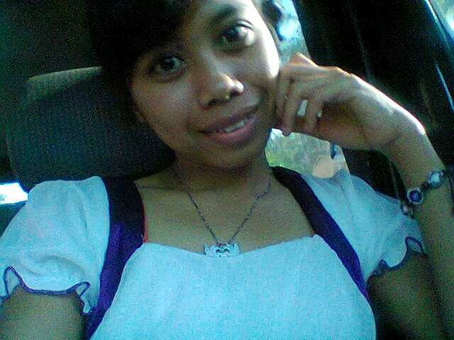 ita_ujiani's profile picture. Hanya ingin cari teman bukan cari musuh.. Tetap tersenyum wlau hati sedih :) | my inspirasi @Rina_nose Im twitty tetap semangat