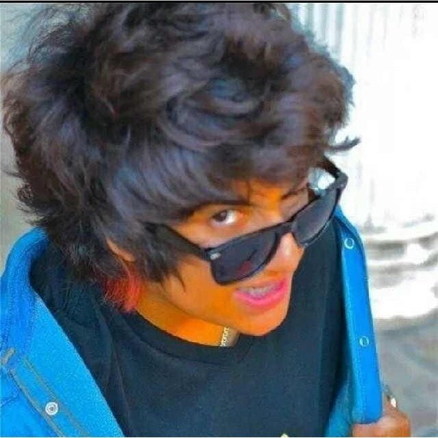 سنقل
اشوفك بمنشني والله مايغلا عليك الفولو
