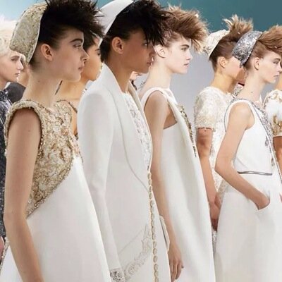 _L_loves's profile picture. 