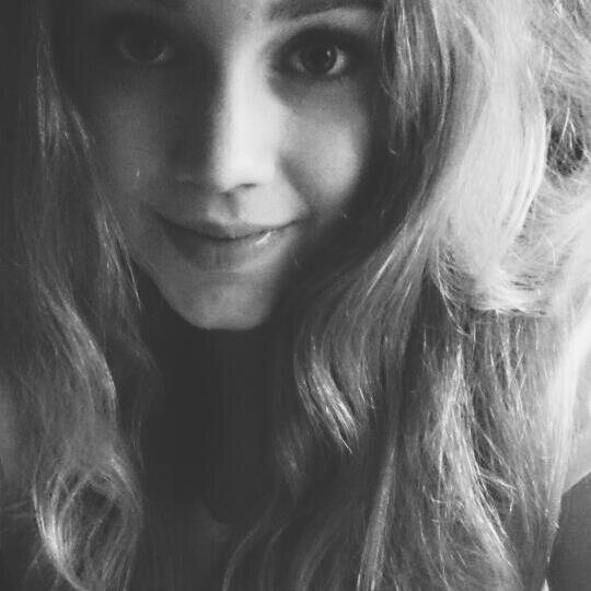15 years | smc. | 3at | lieverdd, hou van jou! xxx joëlle. |
        HAKUNA MATATA. c: