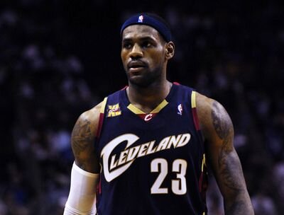 hi i am nathan live in Cleveland , OH LEBRON JAMES IS AWESOME