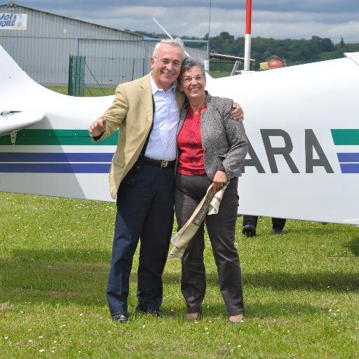 Retraité cadre sup AF parachutiste. Maire 2008-2014.
«Ne pas pouvoir revenir en arrière est une forme de progression» F. Dard.