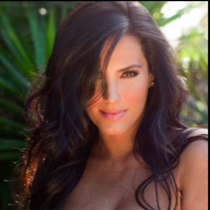 Fan Club Oficial PORTOVIEJO-GUAYAQUIL-ECUADOR @GabyEspino