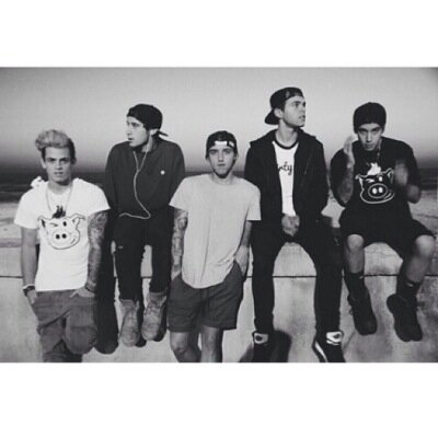 I gave you a free follow so follow @damnastxn for me please