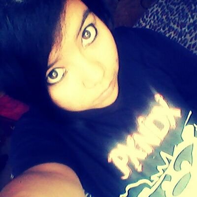Adicta al rock!! 3 amoo a Billie Joe lml. No pretendo caer bien a nadie solo trato de ser yo misma c: