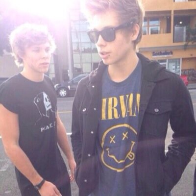 Irish/ 5SOS/ Luke Hemmings/ Calum Hood/ Ashton Irwin/ Michael Clifford