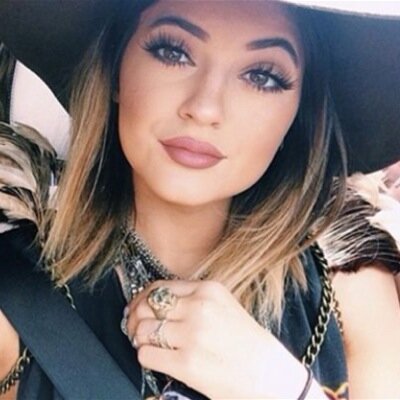 ״One day someone will hug you so tight, that all your broken pieces will stick back together