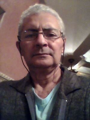 58 anos, branco, casado, Estudo religiões primitivas, aficcionado p/ Astronomia, Hist. Medieval, Ciências em geral; Judaismo, Islamismo, Cristianismo, etc.