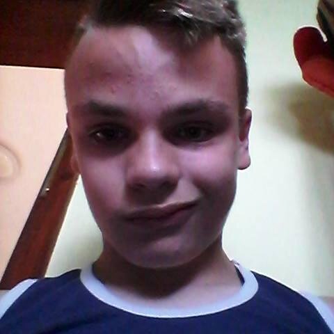 Zvezda202's profile picture. 