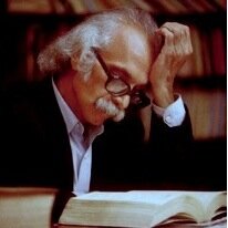 سید محمود توحیدی (۱۳۲۲- ۱۳۷۹) متخلص به ارفع کرمانی از شاعران معاصر کرمانی است و از نام‌آوران شعر و غزل معاصر ایران