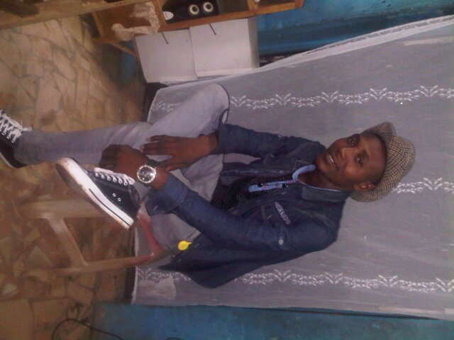 I'm cool and hot,bt just need someone that is sincere