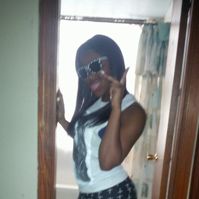IDGAF!! ((: Str8 Like Dhat!! ((: #Team_FollowBck!!!! ((; #Team_Virgo 09.05.95 ((: #Team Single!!.'