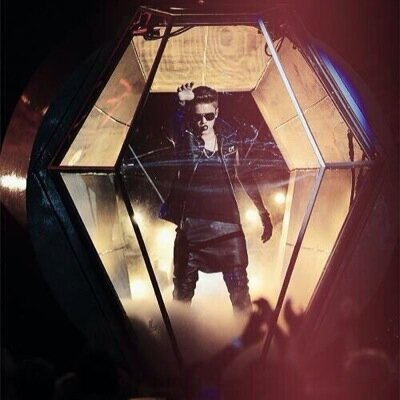 Sex, drugs, clubs..but mostly...BELIEBERS