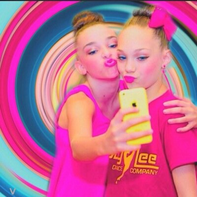 janiahp1542's profile picture. I LOVE KENDALL AND MADDIE SOO MUCH @foreverbrookeh1