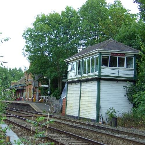 Unofficial account, named after Romiley's historic 19th Century signal box, which is now disused. Mostly retweeting local & transport history.