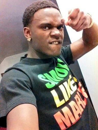 if a million people love me..i know a hundred thousand hate me #bANGbOYZ 4L #YNP #YNH #FREE MY HITTAZ #R.I.P 2 DA FAM ⏩FollowMe On IG:BangemBridle⏪