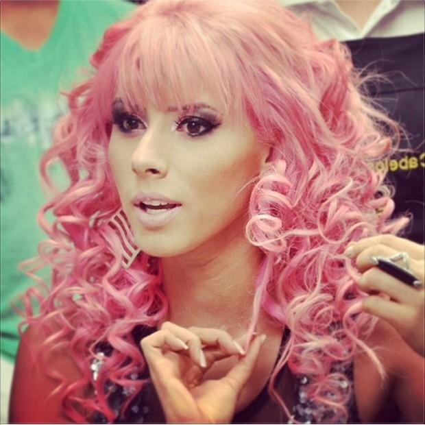 Fã Clube Da Panicat Thais Bianca.
NÓS TE AMAMOS!! *-*
Site Oficial: http://t.co/lF6hJ0WCoZ