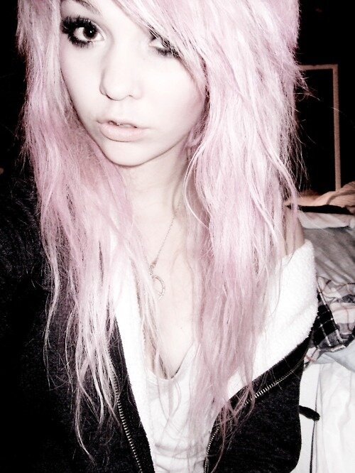 I live wild and die my hair pink