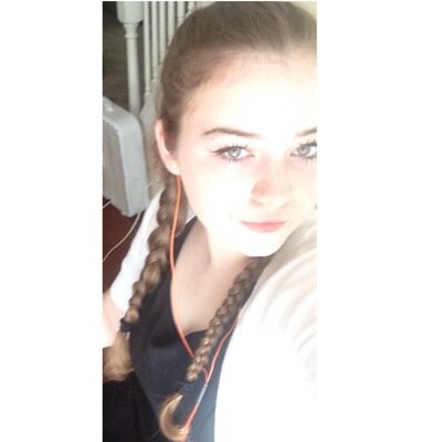 Hey i think youre pretty rad ok. And sense i gave you this free follow please follow @avxonskey for me. Thanks:)