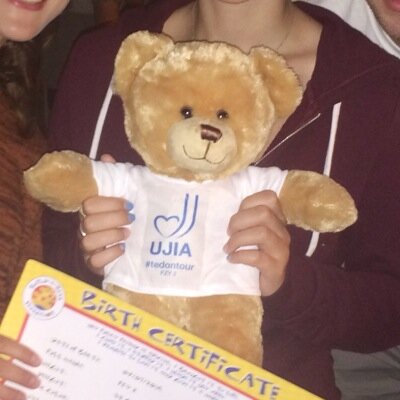 I'm Tony, Tony Bear from @FZY #Tour2 I'm better than the other one...you know the exPM who thinks hes an expert of the Middle East.