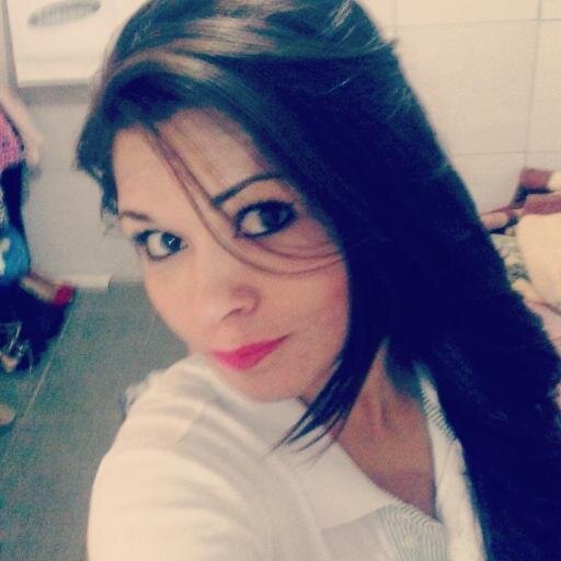 LisleneMartins's profile picture. Afinidade nao se explica, amizade nao se força, confiança nao se obriga e sentimento nao se controla...