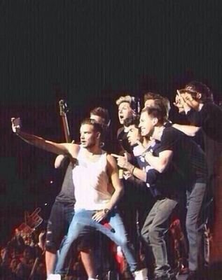 free follow from @wthimlouise :)x make sure to follow her!