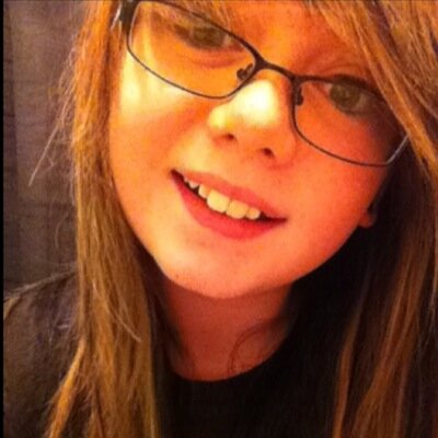 Im a gamer gurll i love Xbox my gt ---- Julez Blurr