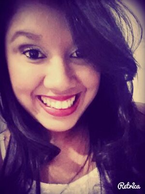 Sou como você me vê.
 Posso ser leve como uma brisa ou forte como uma ventania,
 Depende de quando e como você me vê passar...