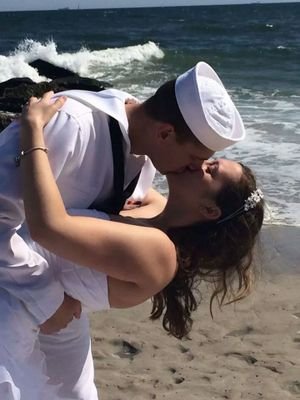 AshFarr14's profile picture. I'm a Content Creator! I am also a full time Mom who loves to play video games 💙🤗