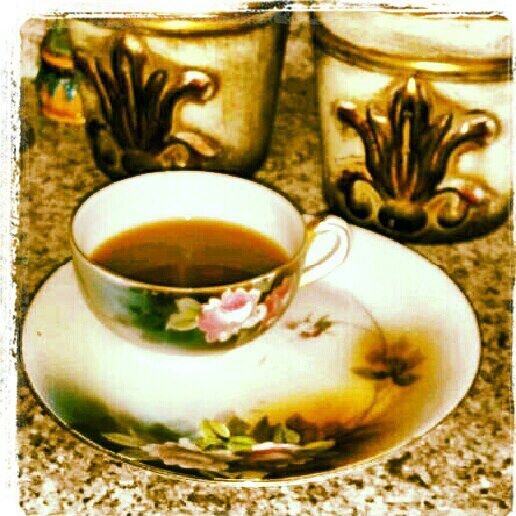 Sharing daily inspiration over a warm cuppa as the day breaks over the Delta!
