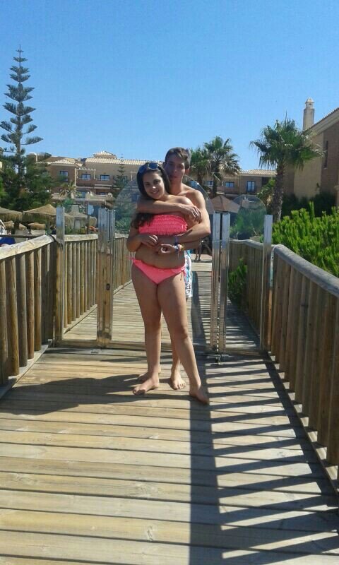 mi felizidad tene nombre y apellido y una sonrisa k enamora teamoo pekella sinti no soi yo tekieroo totetee 01/11/13❤