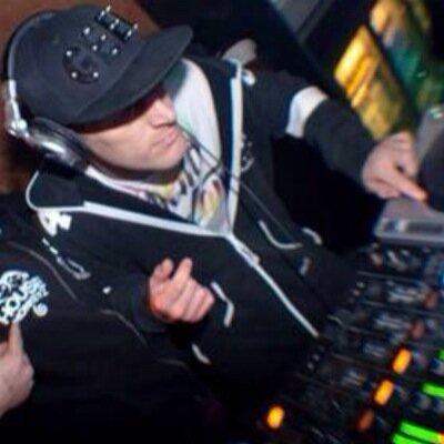 house_monkeyz's profile picture. One half of 'house Monkeyz'