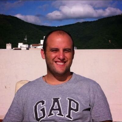 gorigelabert's profile picture. inst: @goribeert 

Hincha de BOCA y LIVERPOOL.