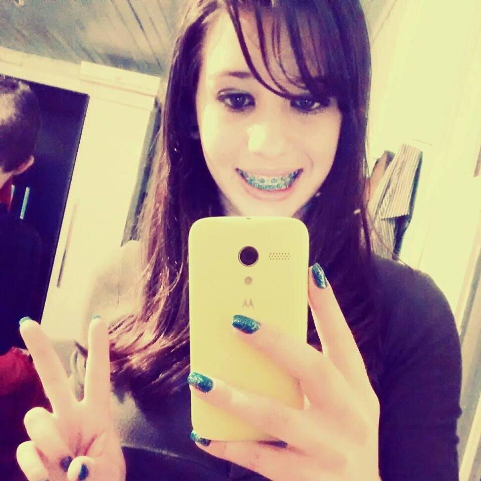 Esquecer você seria: perder a minha identidade, mudar a minha personalidade, apagar a melhor parte da minha vida… Tudo isso porque te amo!