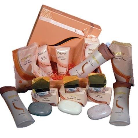 ‏نحن نذهب الى أخفض نقطه على وجه الأرض لنأتيكم بمنتجات تجميل طبيعيه وفق أعلى المعايير للطلب