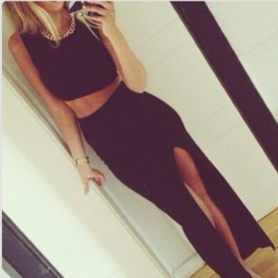 Your very own fashion advice on the go! Follow for THE BEST fashion advice/ outfits/ give-aways/ ect...