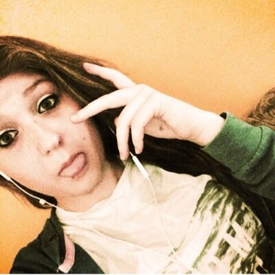 pikachuwbu's profile picture. i am bread