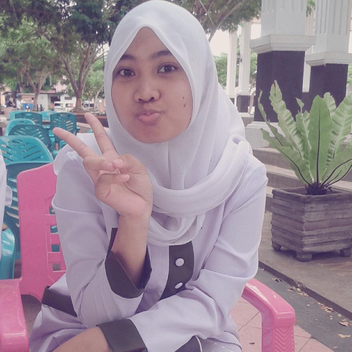 | Dwi Qadriyani | Ujung Pandang, 31 Juli 1994 | UIN Alauddin Makassar, Health faculty, Nursing |