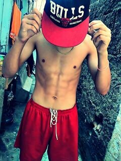 Vamos viver nossos sonhos
Temos tão pouco tempo. ✌