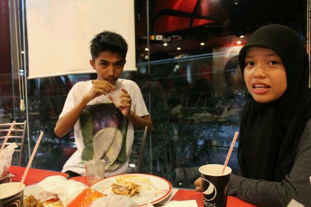 aswaranas29's profile picture. Allah Muhammad Islam Parents and FORZA MILAN