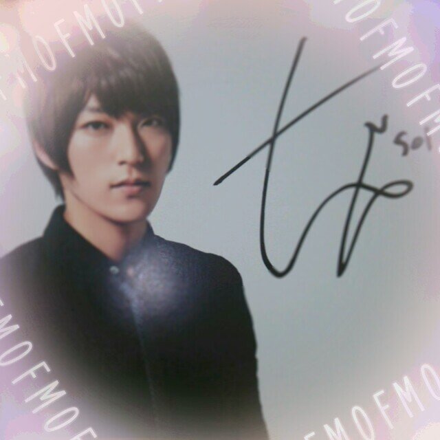 一年前からCODE-V(ソル寄りall)✨最近BIGBANG(ジヨン寄りall)✨SuperJunior(ヒョクチェ寄りall)✨受験勉強しなきゃなのにじよんが可愛すぎてやばいあの笑顔大好き