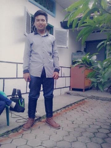 Twitter ini tidak dipakai lg. Follow. @rajagultom_