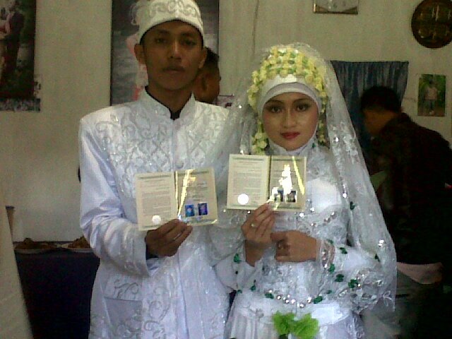 Ildaf92's profile picture. Tunduk tertindas bangkit melawan , ,!!