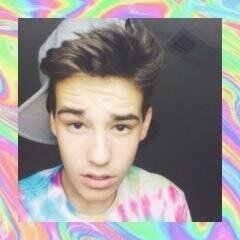 crackedcaniff's profile picture. follow @clssics
