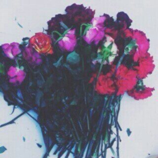 لأاجـلهاا سعــآدتـي♬♬                                        reem483999@